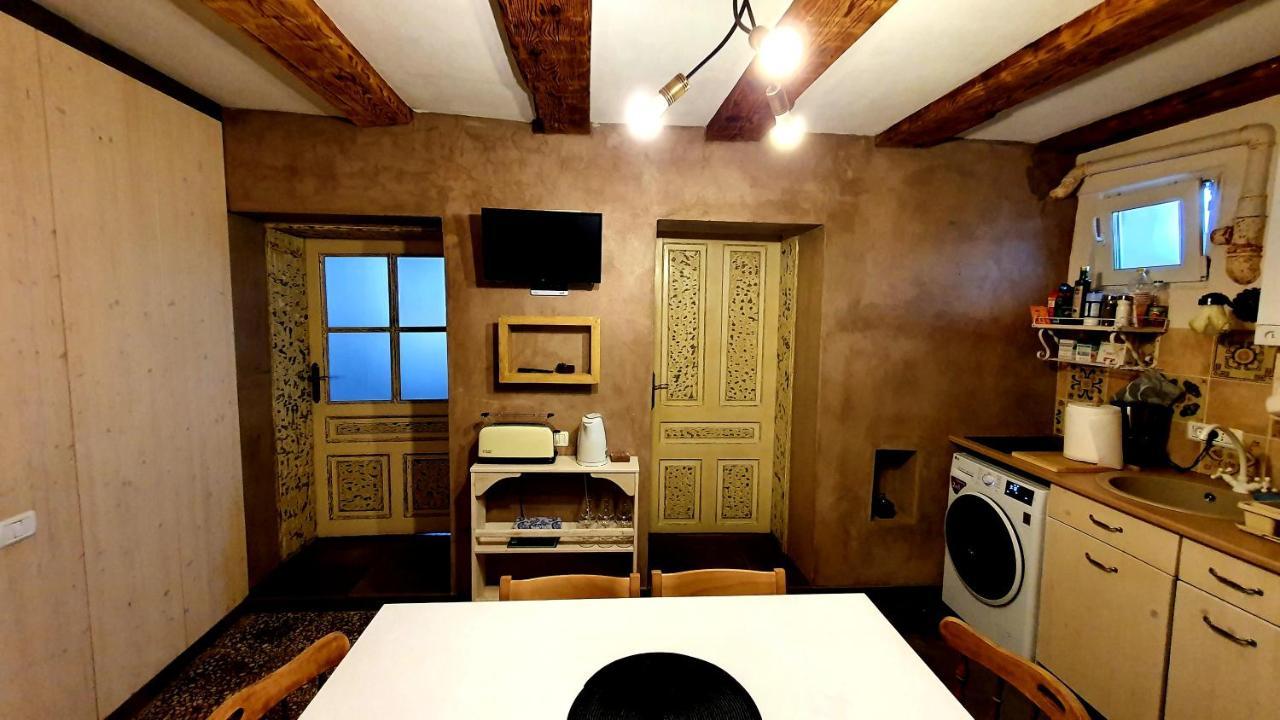 Nomad Apartment Braşov Esterno foto