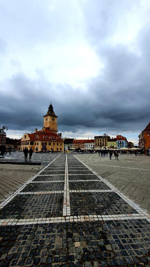 Nomad Apartment Braşov Esterno foto